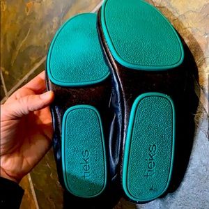 TIEKS Classic Matte Black Leather flats